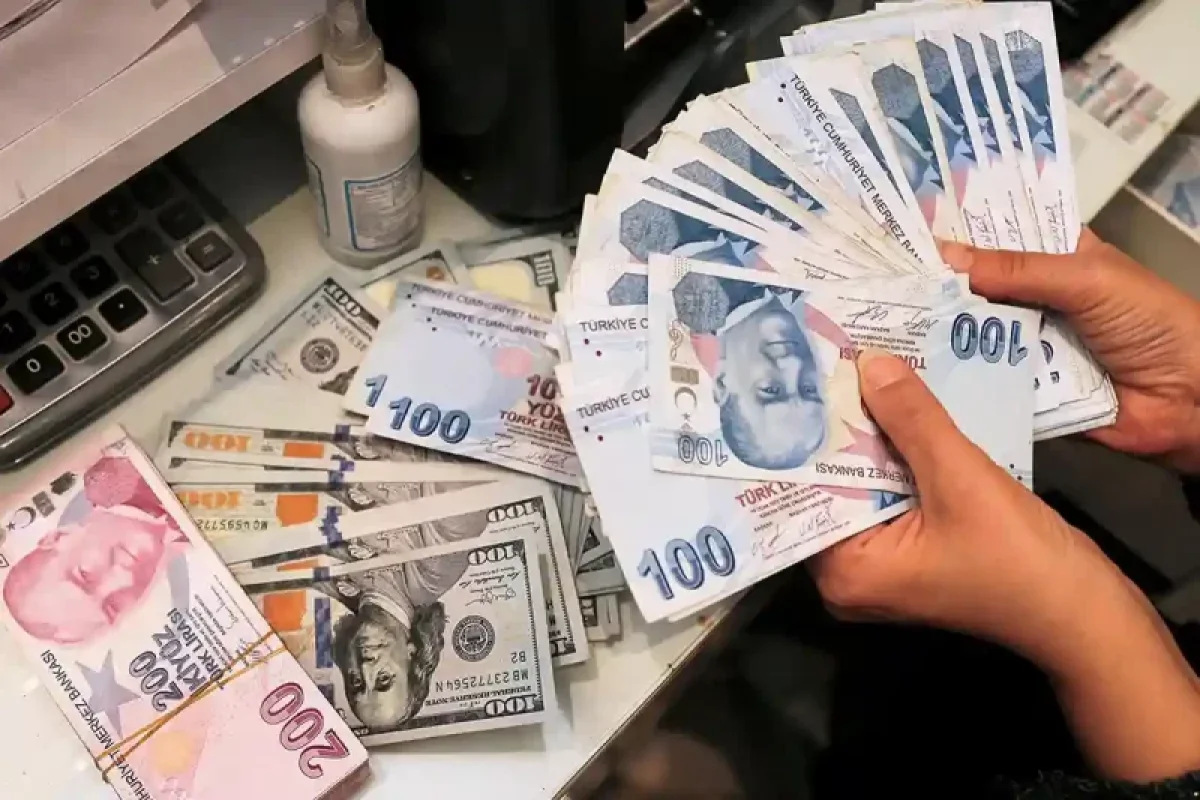 لیر به مرز ۴ هزار تومان رسید/ هزینه سفر به ترکیه چقدر گران‌تر شد؟