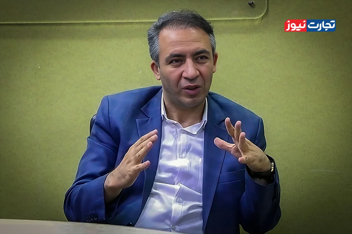 نقدینگی تا پایان سال ۶۵ درصد رشد می‌کند / دلار ۲۵۰ هزار تومان می‌شود